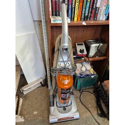 163A - ELECTROLUX GAZELLE ALL TERRAIN VACUUM CLEANER