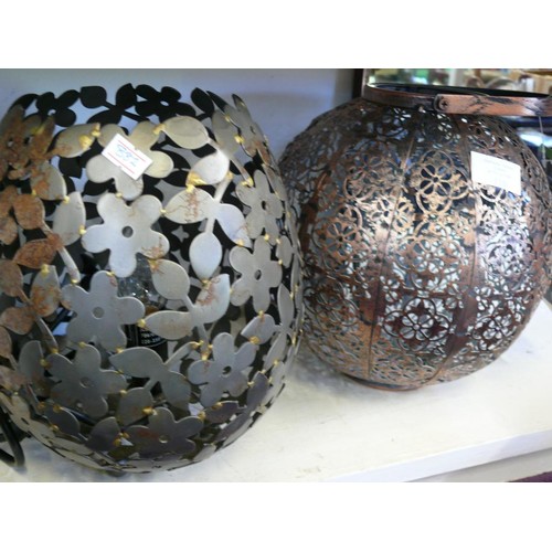 110 - GARDEN DAMASQUETE SOLAR LANTERN AND A FLORAL CUT METAL LAMP