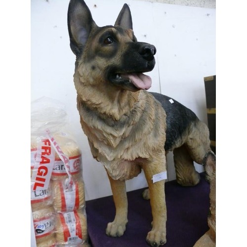 128 - LARGE LIFE LIKE GERMAN SHEPHERD/ALSATION HEAVY  STATUE