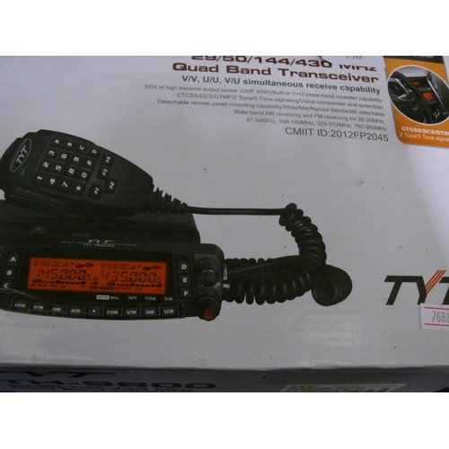 136 - QUAD BAND TRANSCEIVER TH-9800 BOXED