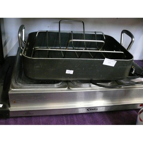 153 - BUFFET SERVER WITH DISHES AND AN EXCELLENT QUALITY ROASTING TIN