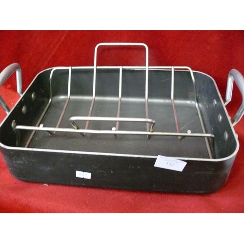 153 - BUFFET SERVER WITH DISHES AND AN EXCELLENT QUALITY ROASTING TIN