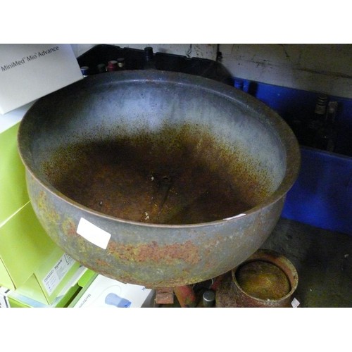 157 - VINTAGE CREAM MAKER