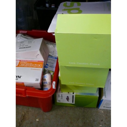 158 - CRATE OF MEDICAL -  BANDAGES, DRESSINGS ETC