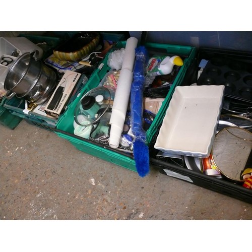 164 - LARGE MIXED COLLECTION OF ITEMS = KITCHEN WARES,  GADGETS, ;PCTURE FRAMES ETC