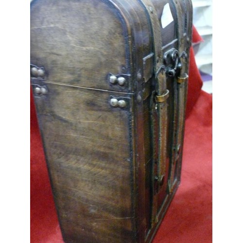 222 - WOODEN TWIN BOTTLE BOX WITH LEATHER BANDING