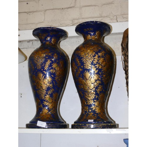 101 - PAIR OF TALL PAPER MACHE VASES IN NAVY AND GOLD, HANPAINTED, PROBABLY INDIAN MEASURE 45CM HIGH