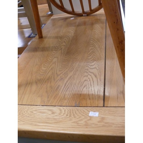 346 - SMALL OAK SIDEBOARD WITH WHITE  BASE