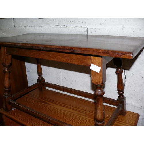 357 - SMALL VINTAGE WOODEN RECTANGULAR COFFEE TABLE