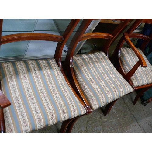 376 - LARGE EXTENDING DINING TABLE WITH 4 CHAIRS