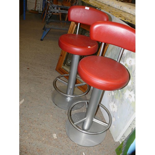 429 - PAIR OF RETRO BAR STOOLS WITH RED LEATHER SEATS