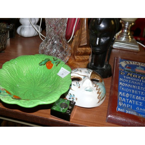 206 - SELECTION OF DECORATIVE ITEMS BESWICK CABBAGE BOWL, PORCELAIN MASK, SILVER PLATE BASKET, AFRICAN HEA... 