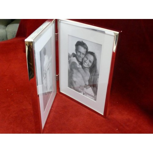 254 - NEW BOXED SILVERPLATE DOUBLE HINGED 4X6 PICTURE FRAMES