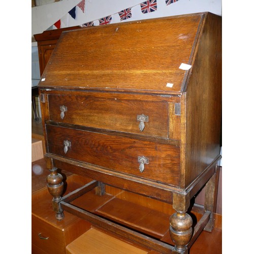 321 - VINTAGE OAK 2 DRAWER BUREAU