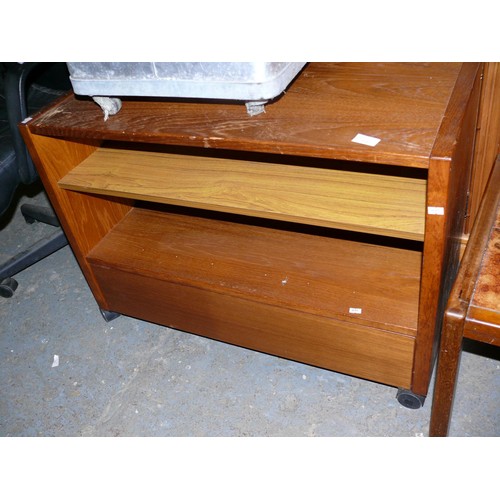 359 - MID CENTURY TEAK SINGLE DRAWER UNIT WITH 2 SHELVES AND WHEELS