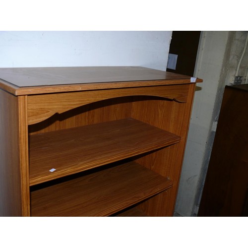 364 - REPRODUCTION 3 SHELF BOOKCASE