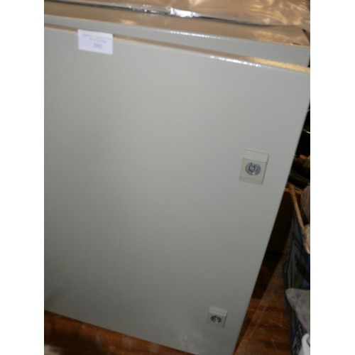 395 - SHEET STEEL ENCLOSURE 500 X 400 X 250MM WITH BOX