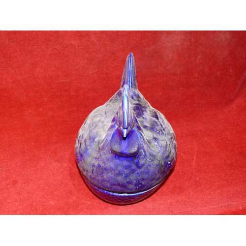 61 - VINTAGE HEN EGG CROCK IN COBALT BLUE GLAZE