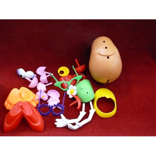 62 - TWO BOXED MR & MRS POTATO HEAD TOY STORY 2 FIGURES