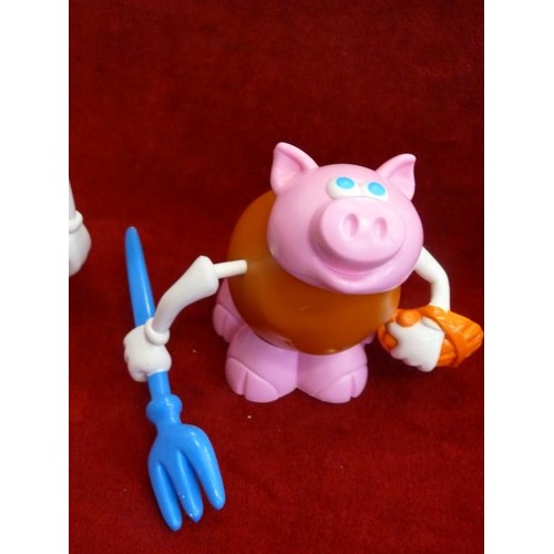 77 - POTATO HEAD 2 PIGS AND EASTER BUNNY