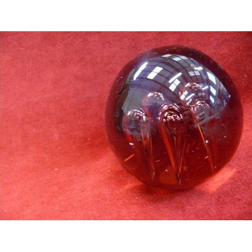 132 - LARGE PAPERWEIGHT IN AUBERGINE COLOUR