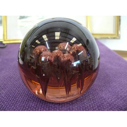 132 - LARGE PAPERWEIGHT IN AUBERGINE COLOUR