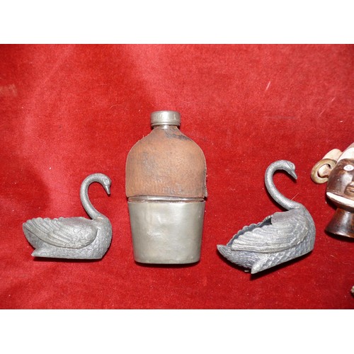 172 - COLLECTION OF INTERESTING METAL WARES - EPNS NAKPIN RINGS, 2 PEWTER SWANS, VINTAGE DRAWER HANDLES,  ... 