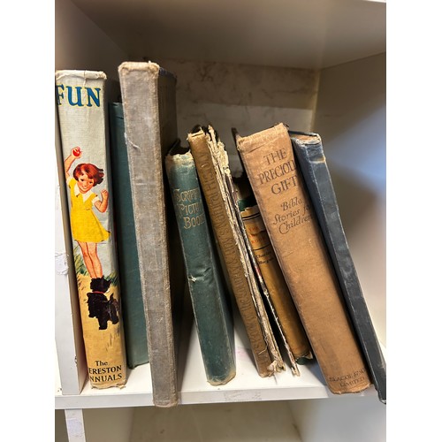 240 - Two cubes of children’s books 1930’s & 50’s inc Daring Deeds, Wonder Tales of Great Explorers, My Bo... 