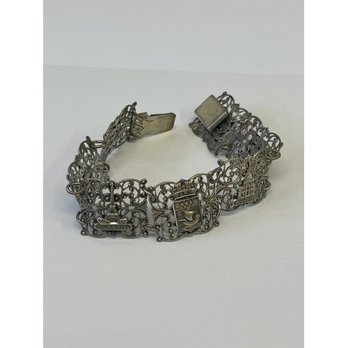 15A - A CONTINENTAL SILVER METAL BRACELET SHOWING HISTORIC MONUMENTS