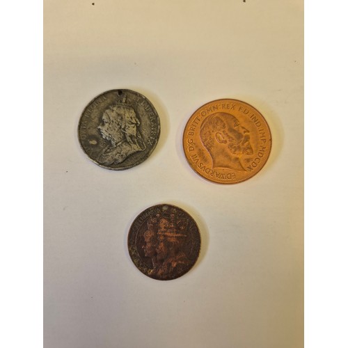 51 - 3 MEDALS 1, A MEDAL MAY 1897 QUEEN VICTORIA ,A MEDAL FOR JUNE 22 1911 FOR GEORGE V AND MARY. A MEDAL... 