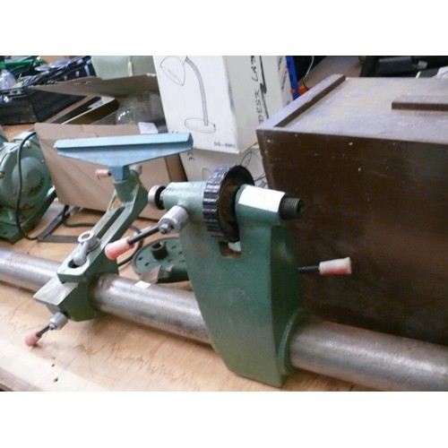 NUTOOL 5 SPEED WOOD LATHE