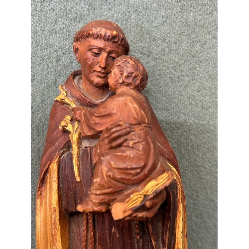 11 - EARLY 20TH CENTURY CARVED WOODEN STATUE OF SAINT ANTHONY OF PADUA CARRYING JESUS, WELL CARVED WITH G... 