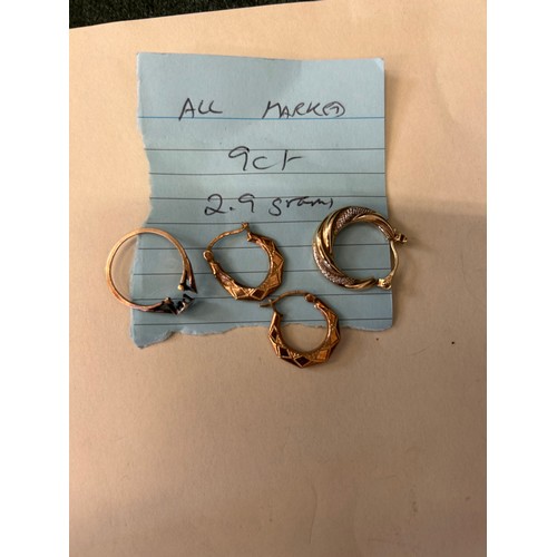 20 - 2.9 GRAMS OF SCRAP 9CT GOLD INC PR EARRINGS, SINGLE EARRING, ANTIQUE RING WITH DIAMOND. ALSO 2.5 GRA... 