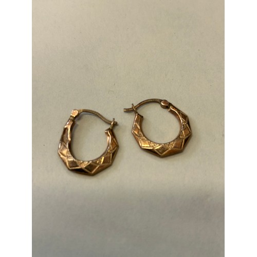 20 - 2.9 GRAMS OF SCRAP 9CT GOLD INC PR EARRINGS, SINGLE EARRING, ANTIQUE RING WITH DIAMOND. ALSO 2.5 GRA... 