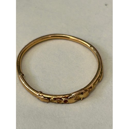 24 - ANTIQUE YELLOW METAL RING (UNTESTED 1.2 GRAMS), RING WITH CLEAR STONE MARKED 