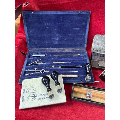25 - Lot of technical drawing/printing/stamping stationary and instruments. Including Beam Compass (Tramm... 