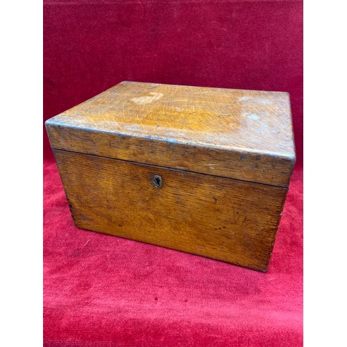 54 - The A.B.C & 1.2.3. Despatch Box - A late Victorian oak file box, with original card file partitions ... 