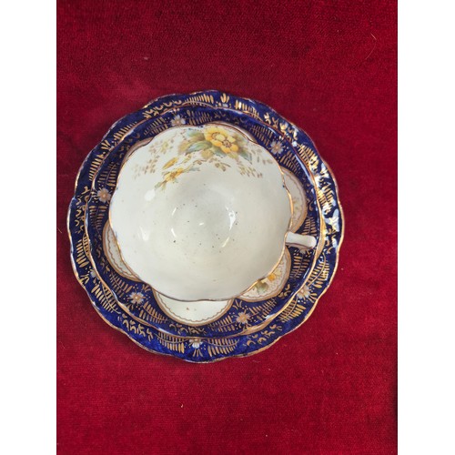 121 - 4x cobalt blue, gilt and floral bone china teacup trios by R&D Redfern Drakeford (with spare side pl... 