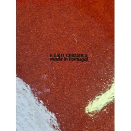 129 - Vintage Euro Ceramica (Portugal) Cherry Pie dish with lid. An attractive large ceramic pie saver dis... 