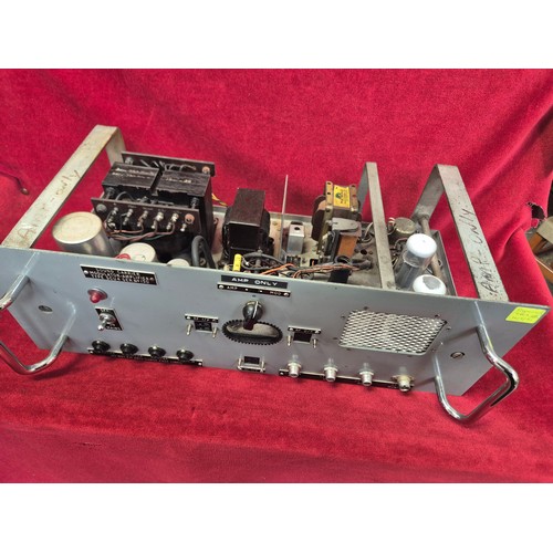 140 - Vintage Valve amplifier modulator from T.V. station - spares or repairs/collectors item.
SOUND CARRI... 
