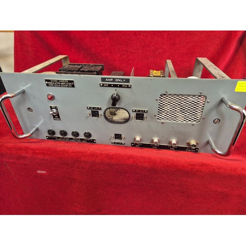 140 - Vintage Valve amplifier modulator from T.V. station - spares or repairs/collectors item.
SOUND CARRI... 