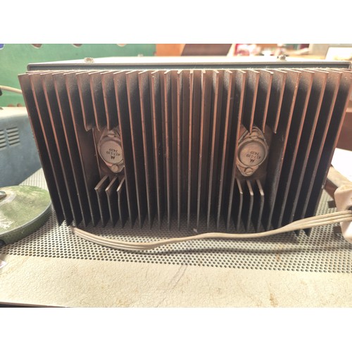 142 - 1970's Heathkit HAM radio equipment, made by Heath Company (Michigan).
Model SB-104 - Amateur AF sol... 