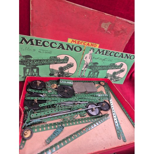 171 - 2 boxes of Vintage Meccano, No 5 & No 5A with associated instruction booklets