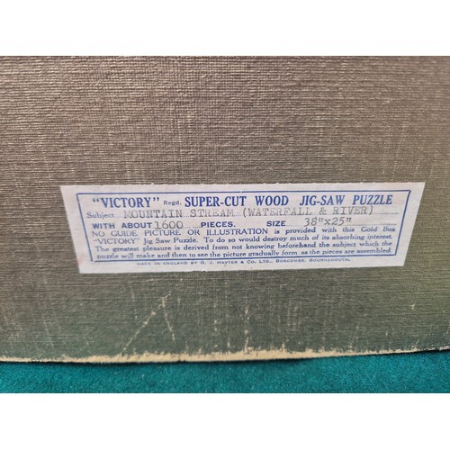 209 - 3 Vintage ‘Gold Box’ plywood jig-saw puzzles, Victory brand by G J Hayter & Sons Bournemouth. Sets i... 