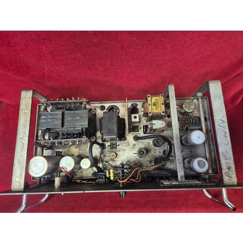 140 - Vintage Valve amplifier modulator from T.V. station - spares or repairs/collectors item.
SOUND CARRI... 