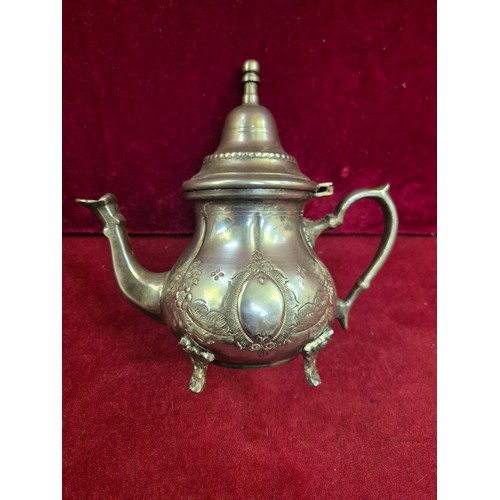 89 - Moroccan 'Berrad' teapot, traditionally used to prepare and serve Maghrebi mint tea. Silver plated w... 