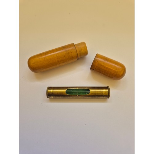 94D - Small brass engineers 2-3/4