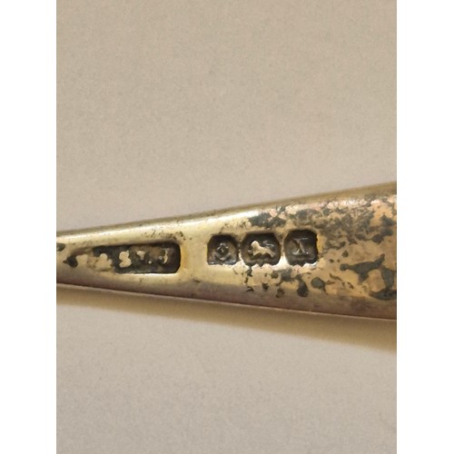 93 - Two sterling silver mustard/salt spoons, one hallmarked for Birmingham 1922, one for Sheffield 2002.