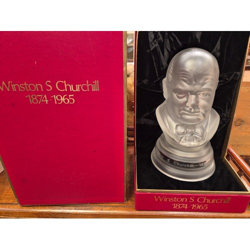 100A - Frosted lead-crystal glass bust of Winston Churchill. Limited edition by Webb Corbett for Royal Doul... 