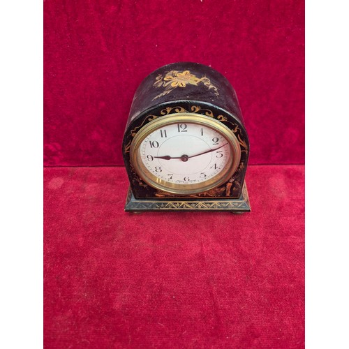 109A - Antique French Chinoiserie cased mantel clock, with black lacquer case decorated with gold coloured ... 